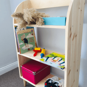 Montessori-Kitaplık,-3-Katlı-Ahşap-Raf