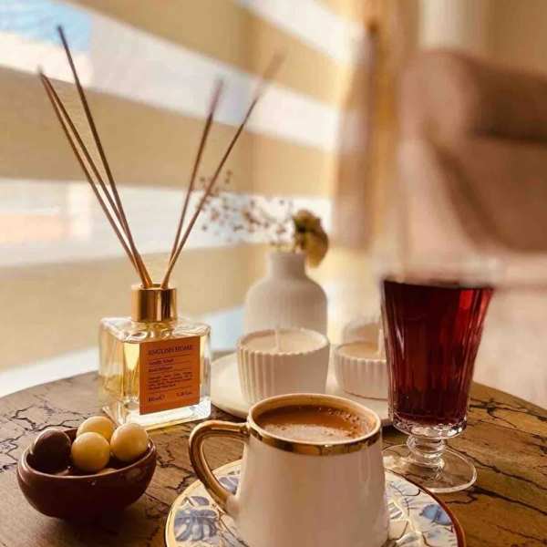 yuvarlak-tepsili-mum-ve-vazo-set